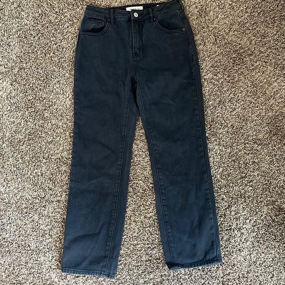 Black Pacsun Mom Jeans - Picture 1 of 4